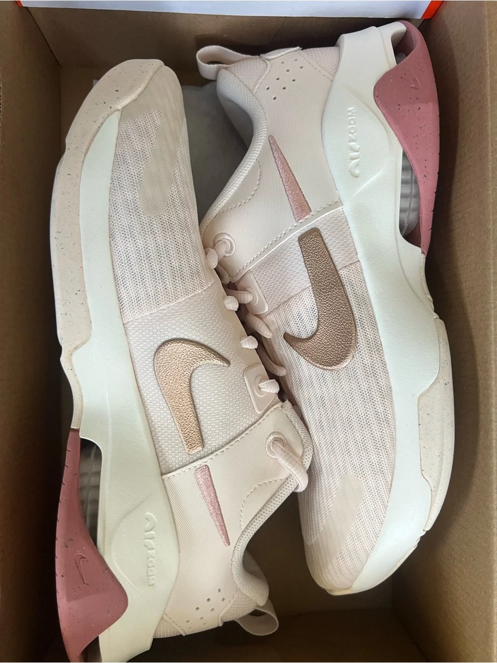 Nike Zoom Bella 6. Women’s size 10. NWT.